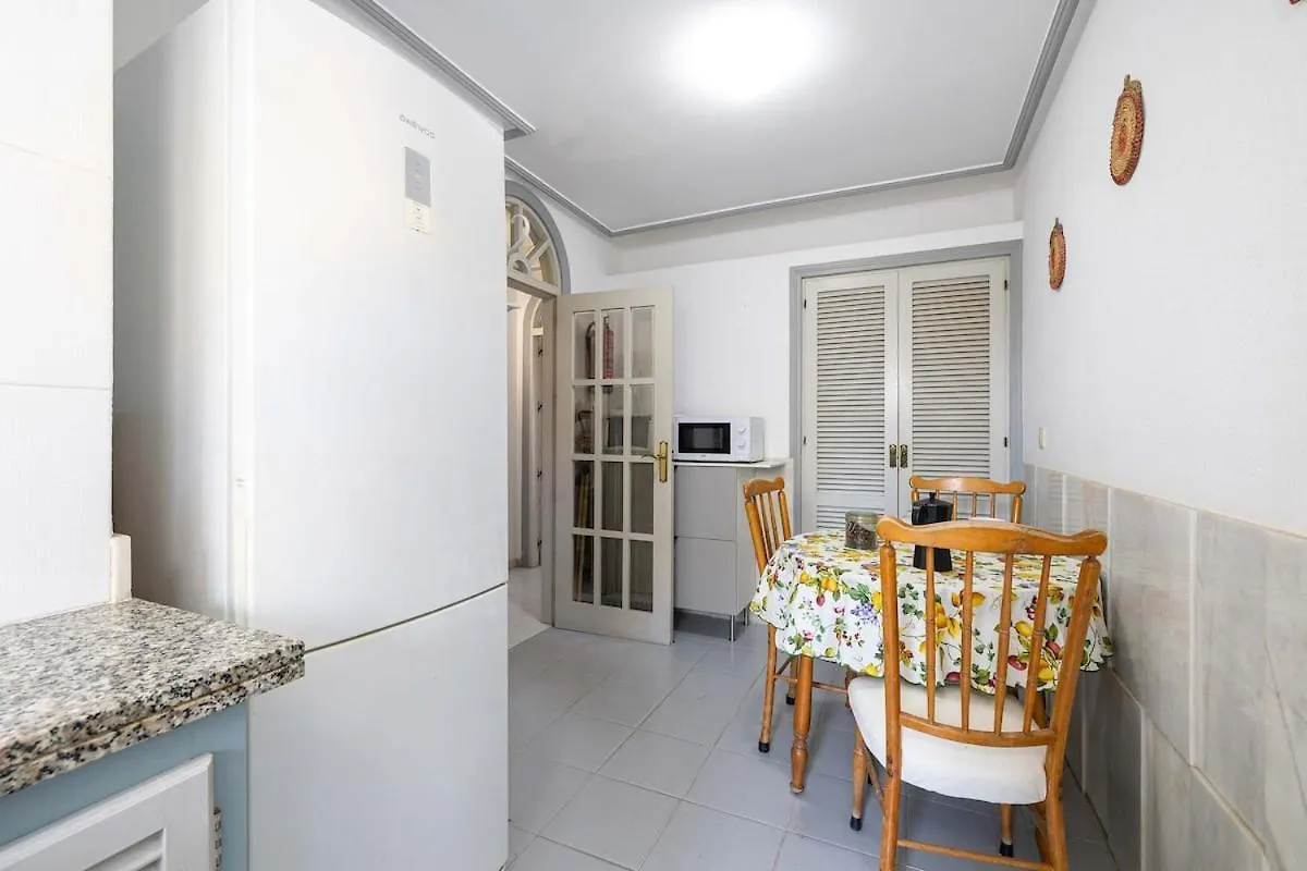 Amazing Front Sea View Apartment Rincón de la Victoria 0*,  İspanya